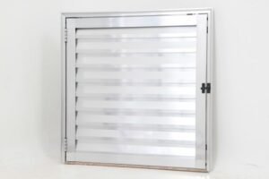 Porta Abrigo de Alumínio Brilhante