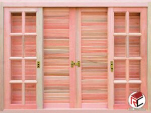 Veneziana Eucalpito Reta de Madeira