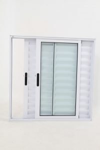 Janela Veneziana de Alumínio Branco de 3 folhas - Premium